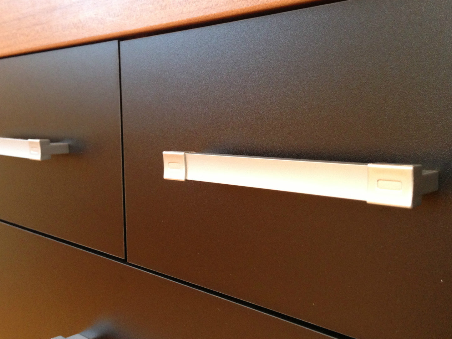 Black & Walnut 4+2 Drawer Chest & 2 Drawer Bedside Cabinet Bedroom Furniture 6