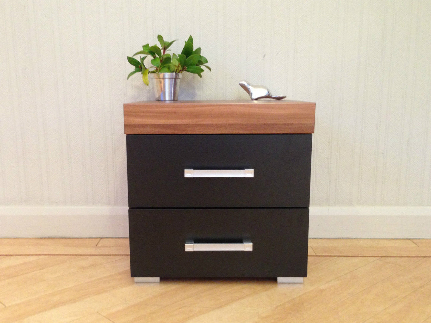 Black & Walnut 4+2 Drawer Chest & 2 Drawer Bedside Cabinet Bedroom Furniture 6
