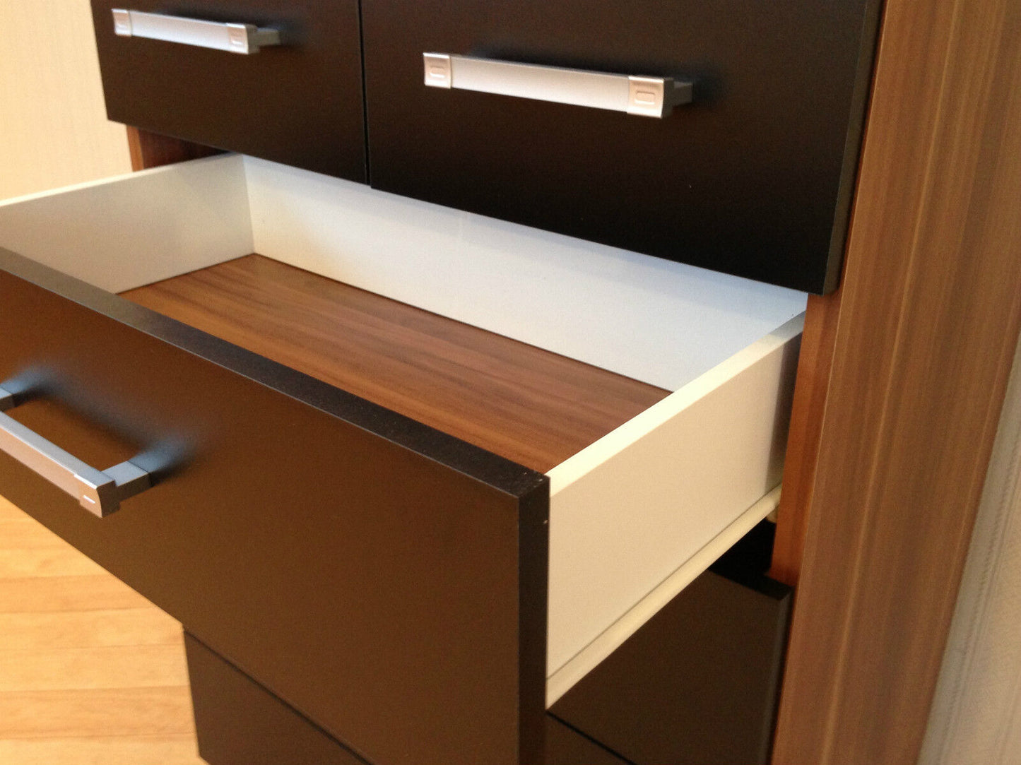 Black & Walnut 4+2 Drawer Chest & 2 Drawer Bedside Cabinet Bedroom Furniture 6
